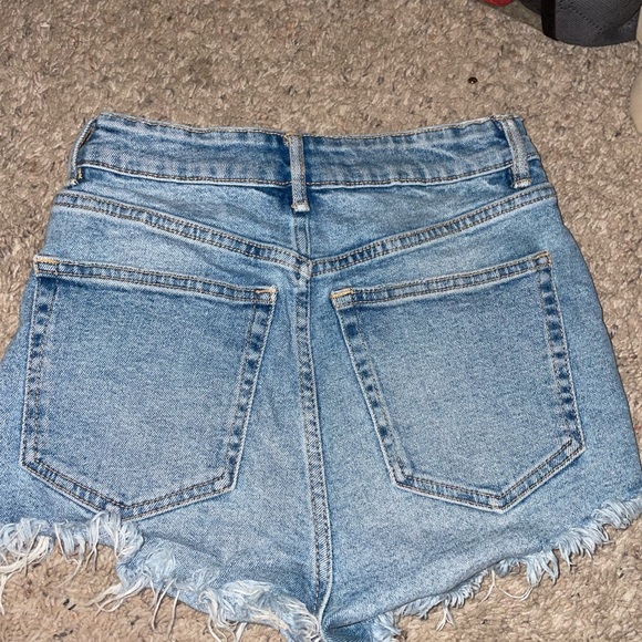 ZARA denim shorts size 0 - Picture 2 of 3